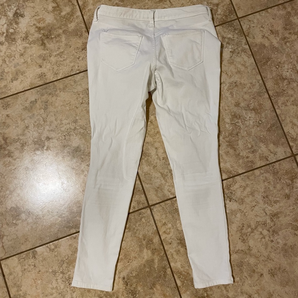Universal Thread Stain Resistant Jeans - Picture 3 of 3